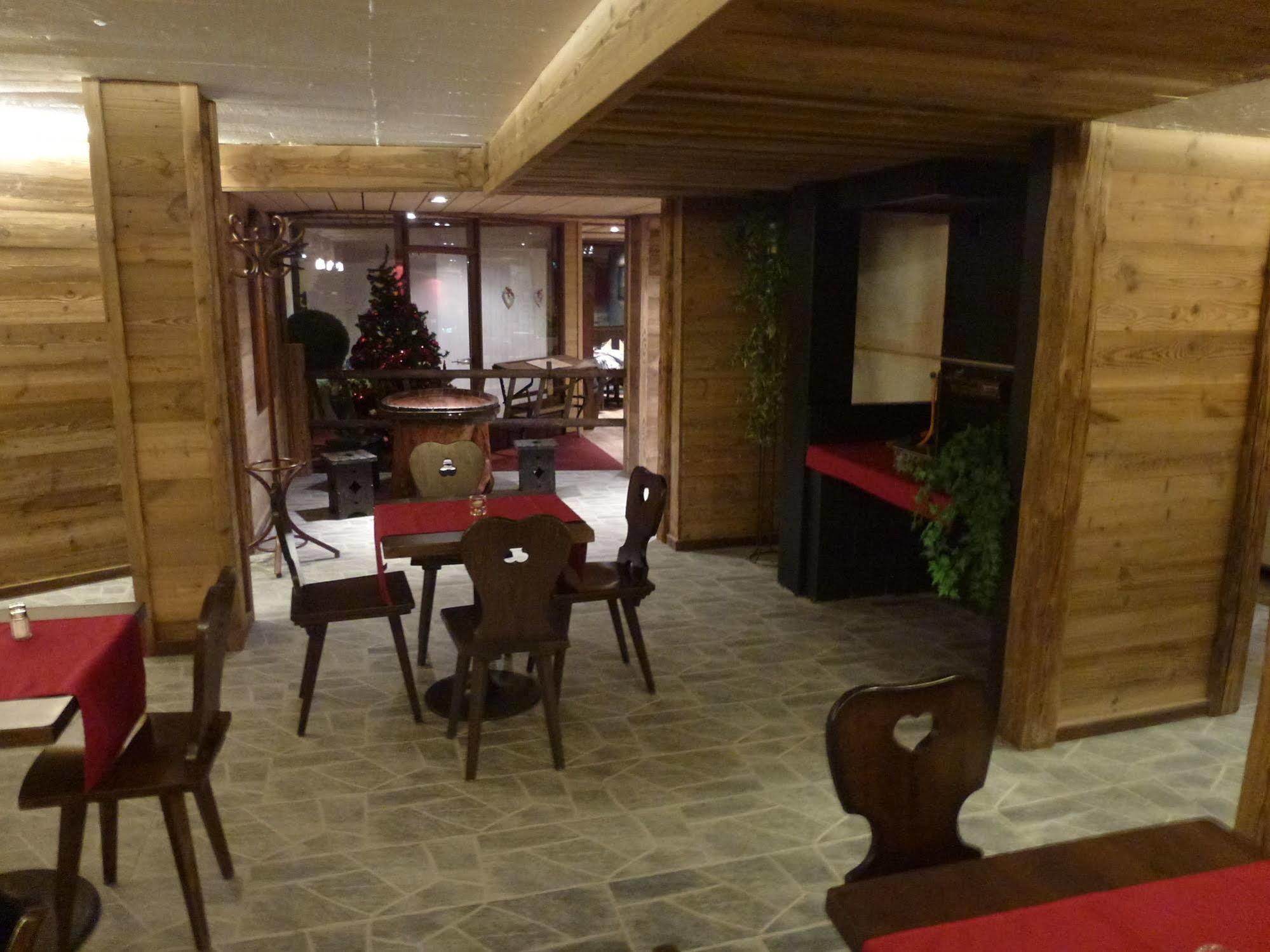Hotel Zodiaque Anzère Buitenkant foto